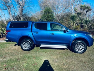 2016 Mitsubishi Triton - Thumbnail