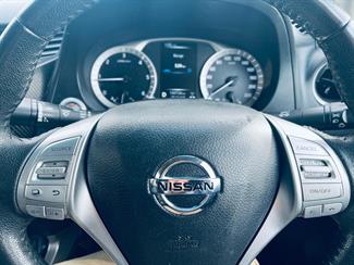 2016 Nissan NAVARA - Thumbnail