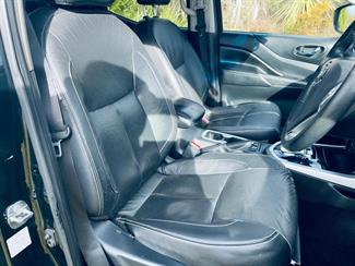 2016 Nissan NAVARA - Thumbnail