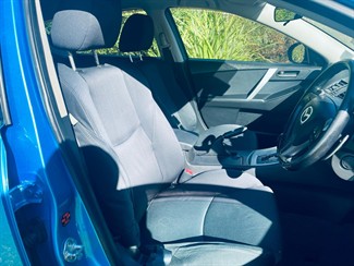 2010 Mazda Axela - Thumbnail