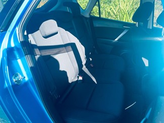 2010 Mazda Axela - Thumbnail