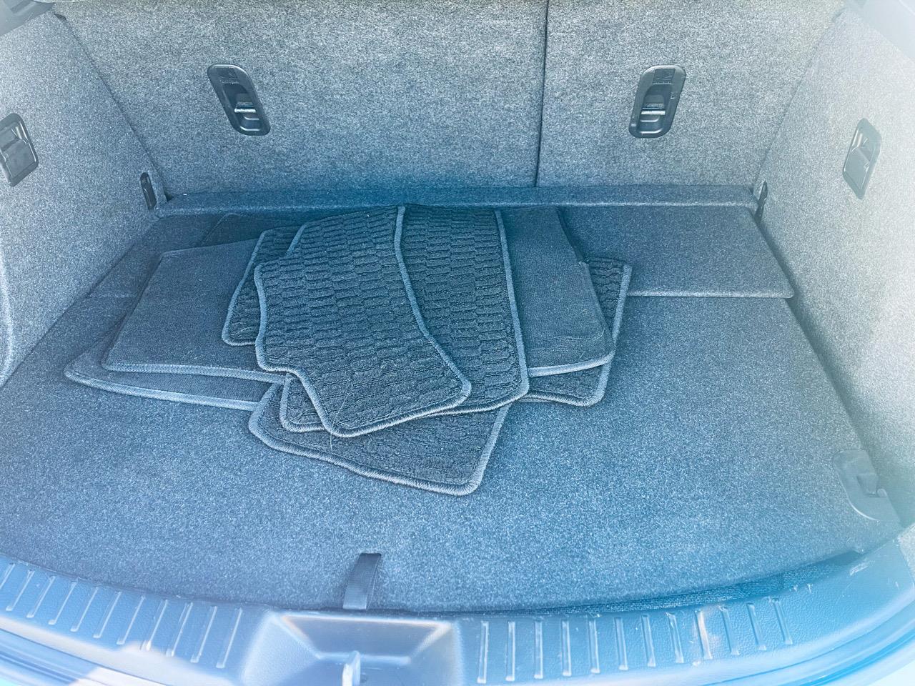 2010 Mazda Axela
