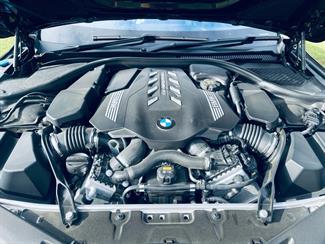 2020 BMW 8 Series - Thumbnail