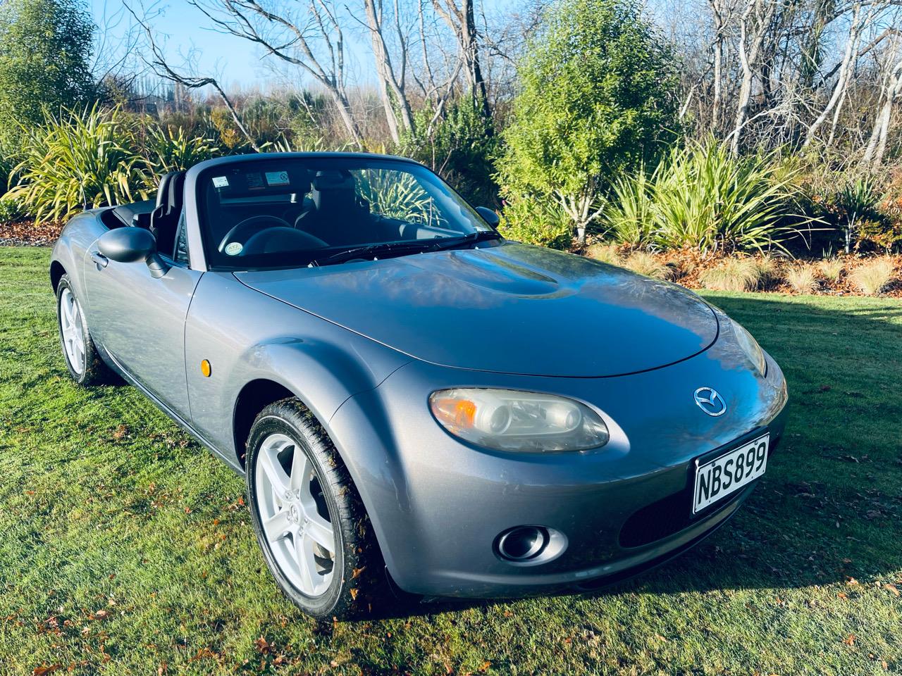2006 Mazda Roadster