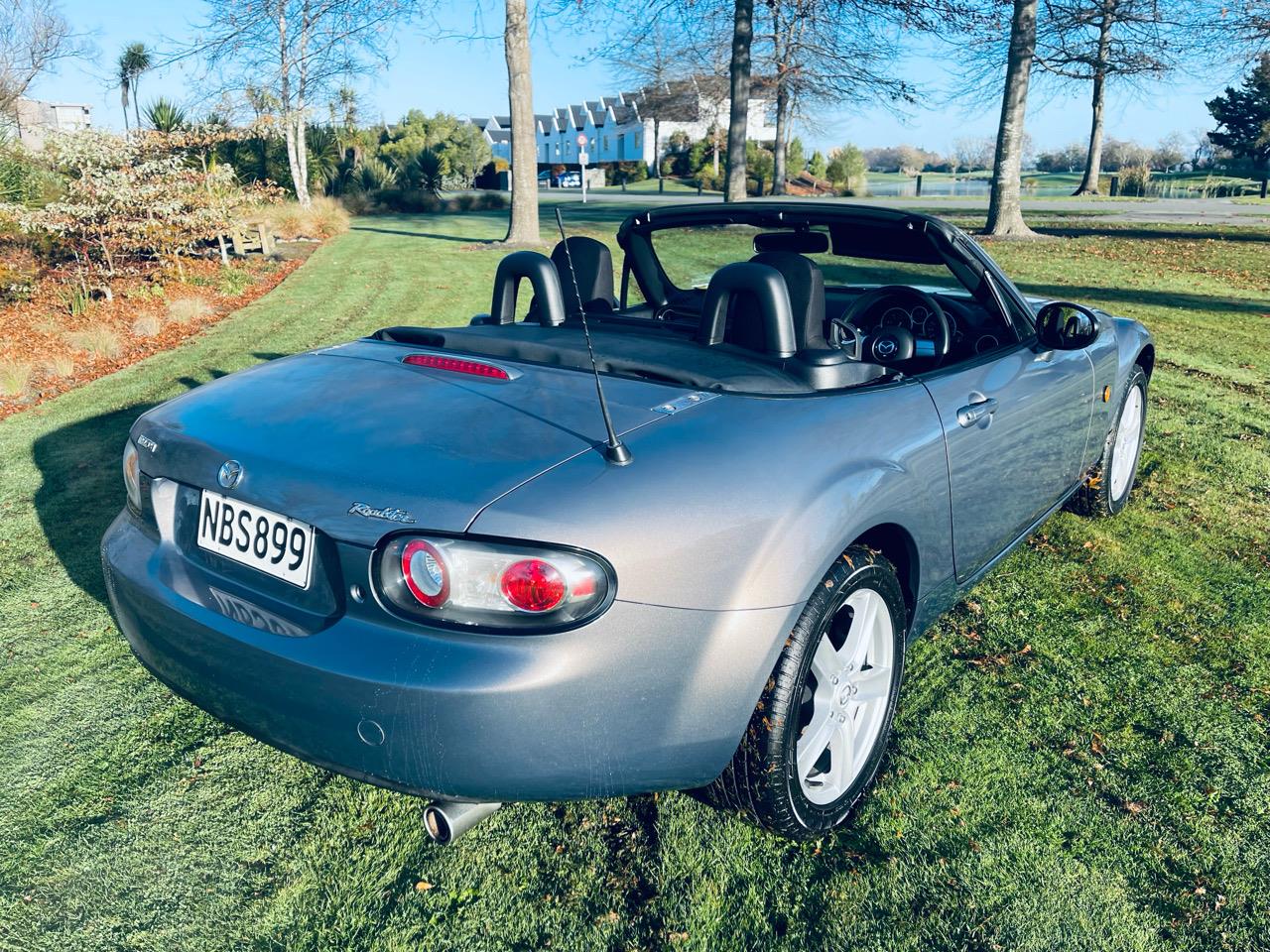2006 Mazda Roadster