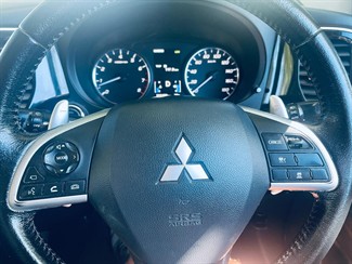 2014 Mitsubishi Outlander - Thumbnail