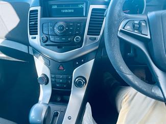 2013 Holden Cruze - Thumbnail
