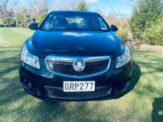 2013 Holden Cruze - Thumbnail