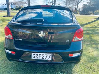 2013 Holden Cruze - Thumbnail