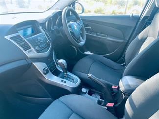 2013 Holden Cruze - Thumbnail