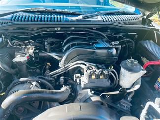 2005 Ford Explorer - Thumbnail