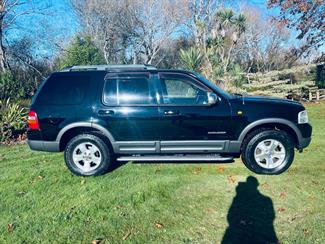 2005 Ford Explorer - Thumbnail