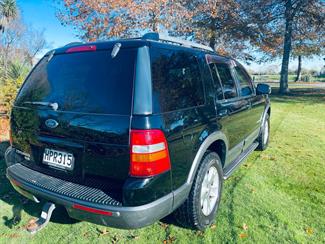 2005 Ford Explorer - Thumbnail