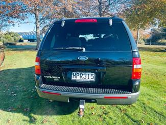 2005 Ford Explorer - Thumbnail